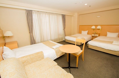 Nishi Hotel | Hotel Yokohama Camelot Japan