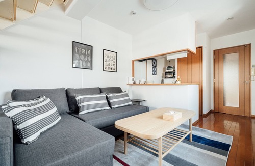 Namba Apartment | I Cube Kozu Apartment