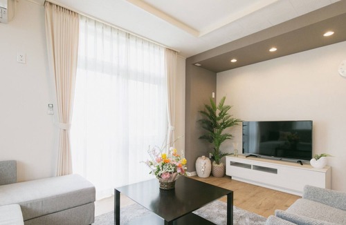 Chatan House | i / Nakagami-gun Okinawa