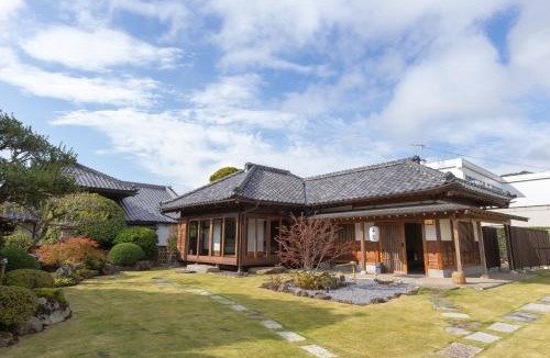 Nakagawa Hotel | Iizukatei