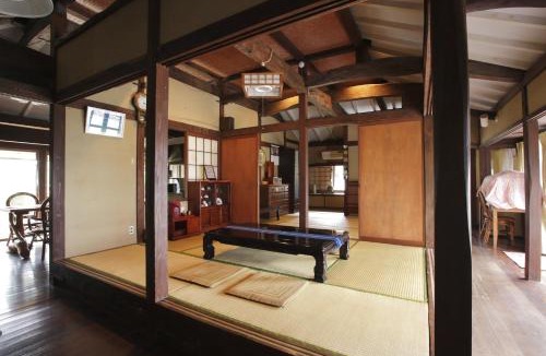 Taketomi-jima Taketomi-cho House | Ishigakijima Akagawara Villa