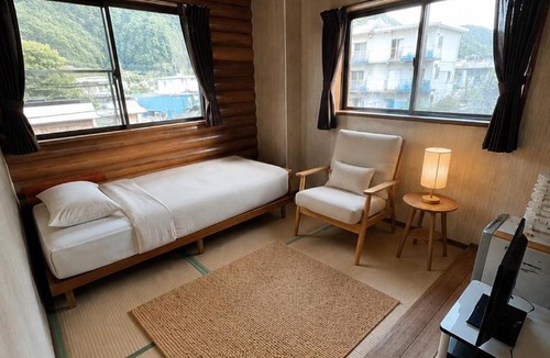 Tokashiki Hotel | ISLANDSTAY珊瑚Tokashiki旧旅館村元
