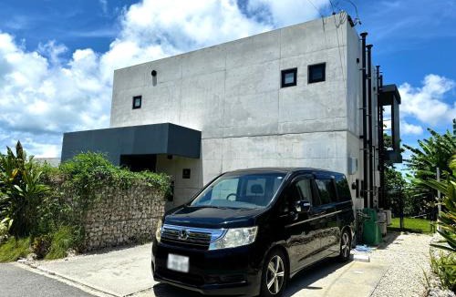 Miyakojima Villa | ISOLA BLU Miyakojima -Complimentary 8-Seater Minivan for Your Stay-