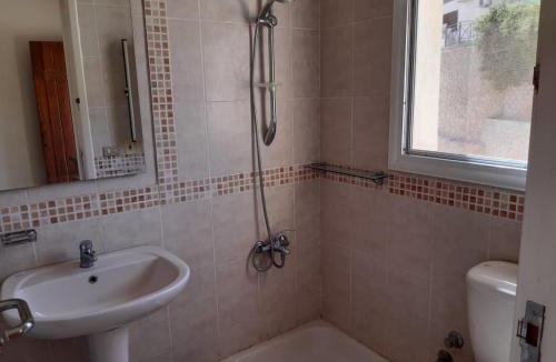 Zafarana Apartment | It has a very good looking view for sea and pool