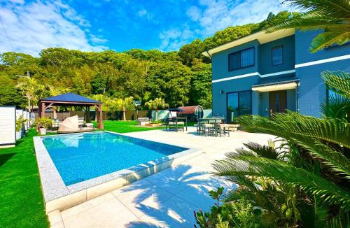 Itoshima Villa | itotoi別邸-サウナ&プール&広々ドッグラン付きペットと泊まれる極上ヴィラ