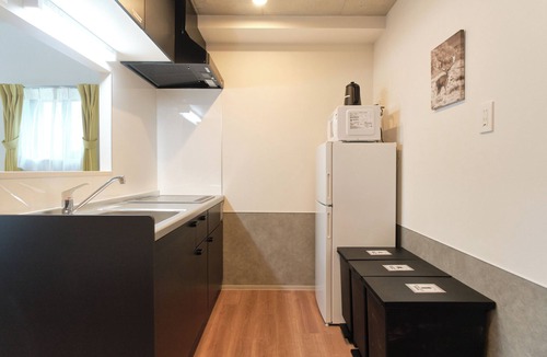 Nishi-Shinjuku Apartment | J-ARC Shinjuku by Tranova