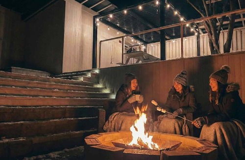 Otsu House | Japanese Cypress Sauna *BBQ *Jacuzzi *Fire pit *Detox Inn to enjoy nature in a spacious garden *5 min. drive to the ski slopes