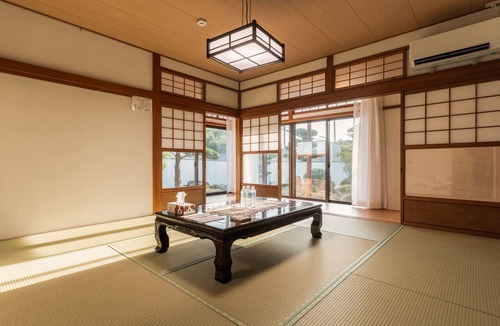 Sennan District House | Japanese garden estate near Osaka - Private 6BR Japanese estate for 12