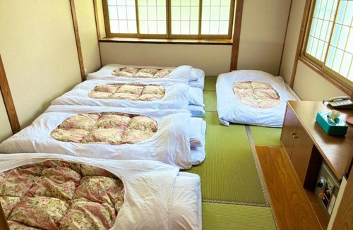 Iida Hotel | Japanese style room available for 5 people/Kitaazumi-gun Nagano