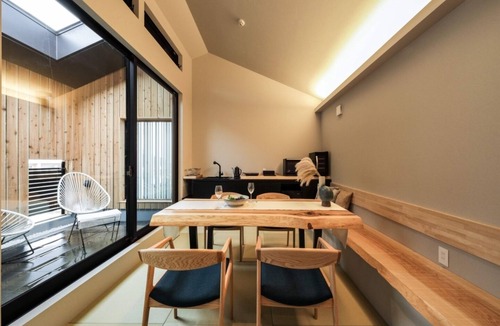 Teradomari Apartment | Japanese style room perfect for consecutive nights with kitchen