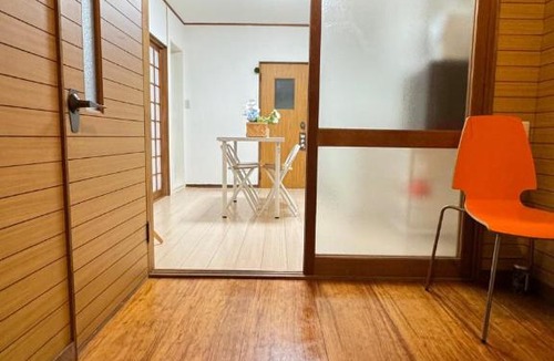 Ikuno Apartment | Japanese Western 2 Bedroom - 5 Min from Teradacho Station - Sleeps 5