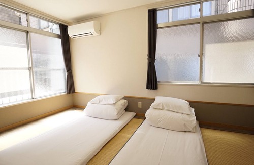 Ikebukuro House | Japanesestyle annex room / Toshima-ku Tokyo