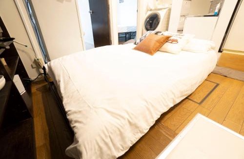 Roppongi Apartment | Jarudan