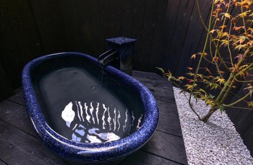 Tsubaki Onsen House | Jikukan SEN