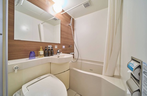 Yodogawa Hotel | JR WEST GROUP VIA INN SHINOSAKA WEST