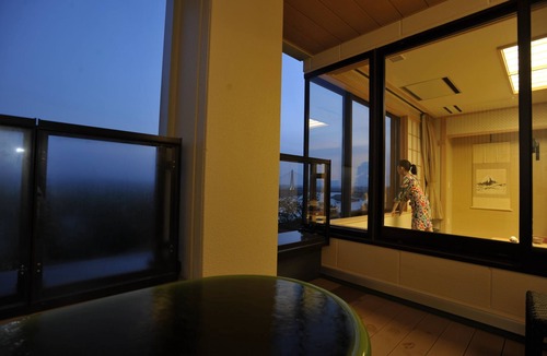 Obihiro House | Kangetsuen