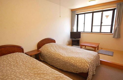 Mihama Hotel | Katsumiya