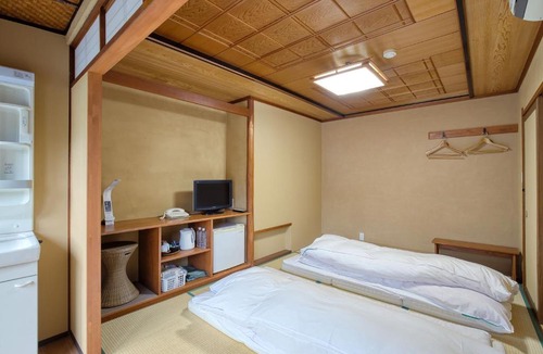 Tsubata Hotel | Katsuzakikan