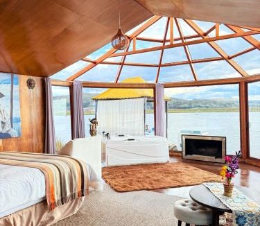Puno Cabin | KAY PACHA LODGE Uros