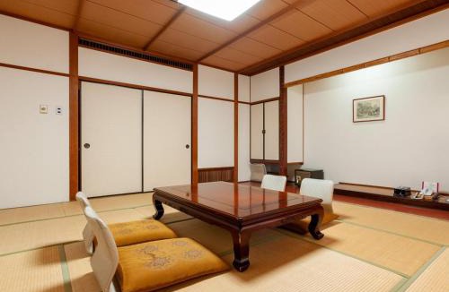 Kikuchi Hotel | Kikuchi Grand Hotel