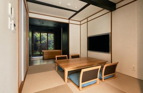 Shimogyo Villa | Kikuyu No Yado