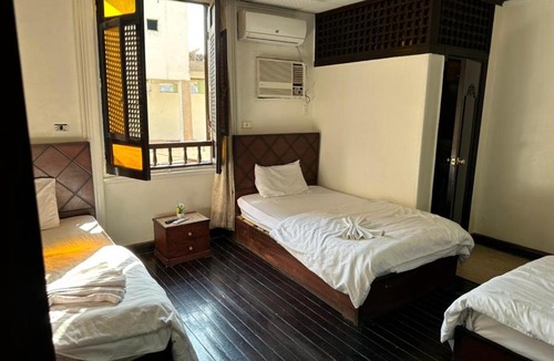 Qasr an-Nil Hotel | Kings palace castle