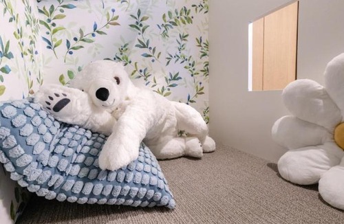 Ota Apartment | Kiryo Tama Riverside 100-inch theater and kids room where they can play