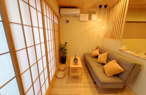 Nishikoiwa Apartment | Koiwa 晴の家 101 , 6 minute walk from the subway , served by 2 lines , Convenient access to Akihabara, the airport, Asakusa, and Tokyo Skytree , up to 4 guests