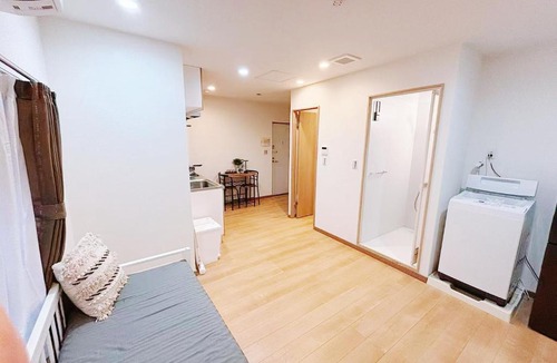 Nishikoiwa Apartment | Koiwa 晴の家 301 , 6 minute walk from the subway, served by 2 lines , Convenient access to Akihabara, the airport, Asakusa, and Tokyo Skytree ,up to 4 guests