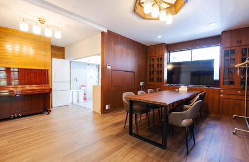 Susakiuramachi Apartment | Komondo Villa