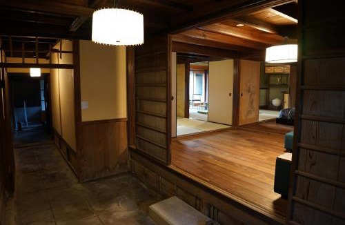 Kushimoto Villa | KOZA River House 湯川邸