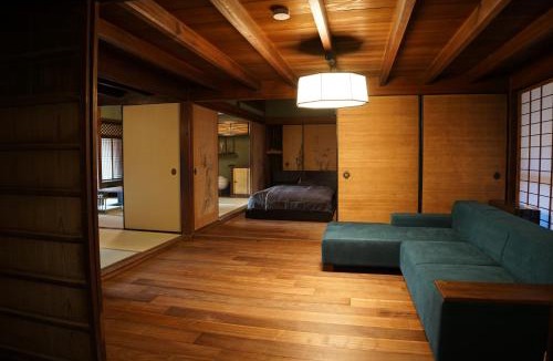 Kushimoto Villa | KOZA River House 湯川邸
