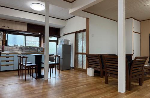 Tateyama Apartment | Ku-chan House