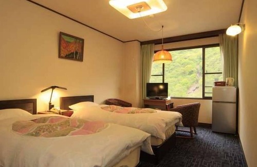 Unazuki Onsen Hotel | Kurobe Gorge Truck Train Ekimae Feel Unazuki