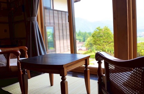 Minamiuonuma House | Kutsurogian