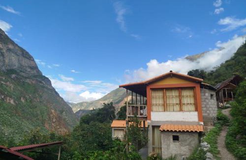 San Juan de Chuccho Hotel | La Casa de Roy