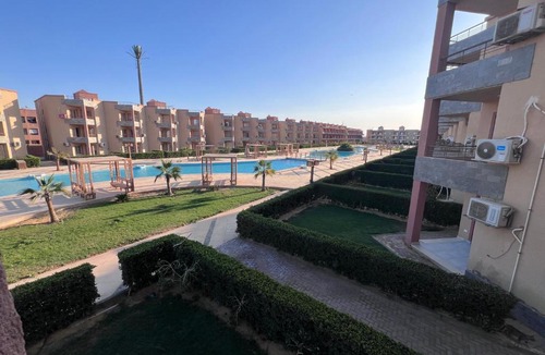 Zafarana Ski Chalet | La Jolei Marina El Sokhna - Egyptians Only شاليه للإيجار يومي أو سيزون أو سنوي - مصريين فقط