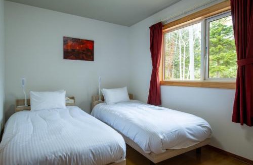 Toya House | Lake Toya Terrace House