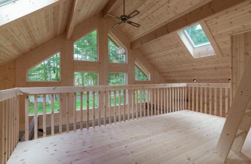 Yamanakako Villa | lamp yamanaka-山中湖 河口湖 プライベートヴィラ-132平米-最大10名-BBQ無料-乳幼児可-長期滞在設備充実-山中湖車5分-河口湖車20分