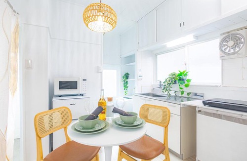 Konohana Apartment | Last-Min Half Off! 10 minsUSJ! Max 9 Ppl Villa CANGGU Takami