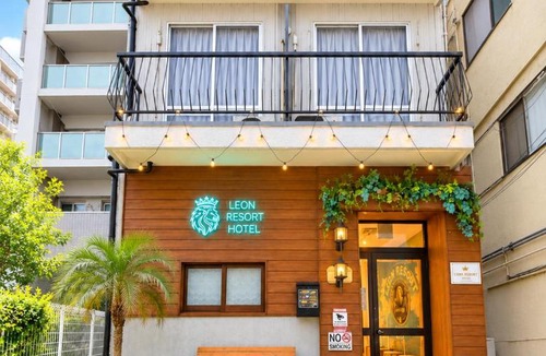 Naniwa Apartment | LEON RESORT HOTEL Nanba Dotonbori Shinsaibashi 6min Umeda 10min USJ 20min OsakaStation 17min Best location for sightseeing in Osakaなんば 道頓堀6分 心斎橋10分 USJ20分 大阪駅17分 大阪観光高立地