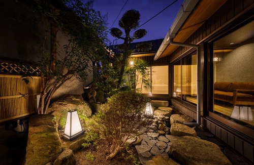 Konpira Onsen Villa | Liendepremierコスモ 1棟貸切の宿 庭園のある日本家屋 JR琴平駅から徒歩2分