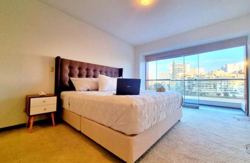 Armendariz Apartment | LimaTOP SeaView Balcony King Miraflores 3B 402