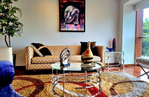 Armendariz Apartment | LimaTOP SeaView Balcony King Miraflores 3B 402