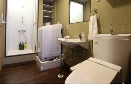 Nakazakicho Apartment | [Liz2] Walking distance from Umeda Osaka Station! 50㎡ With parking! Accommodates 7 people / 1 minute walk from Nakazakicho Station