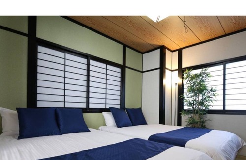 Nakazakicho Apartment | [Liz3] Walking distance from Umeda Osaka Station!50㎡ With parking! Accommodates 7 people / 1 minute walk from Nakazakicho Station