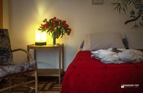 San Blas Apartment | Love Nest Near the Aqueduct, with Shared Areas