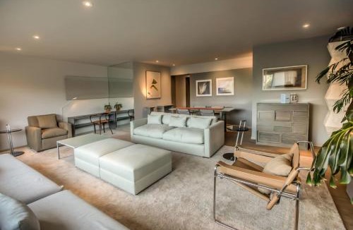 San Isidro Apartment | Luxurious 1BR Overlooking Lima Golf Club