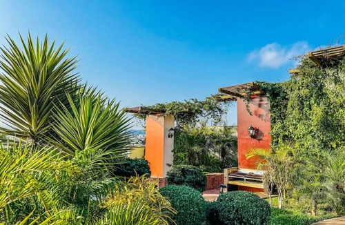 Tejada Alta Apartment | Luxurious 3-Bedroom Apartment with King Bed, Grill, and Garage