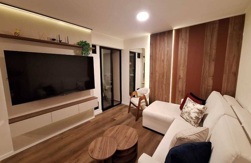 Cercado de Lima Apartment | Luxurious New 3-Bedroom Apartment Across from the Sheraton | Historic Center of Lima
